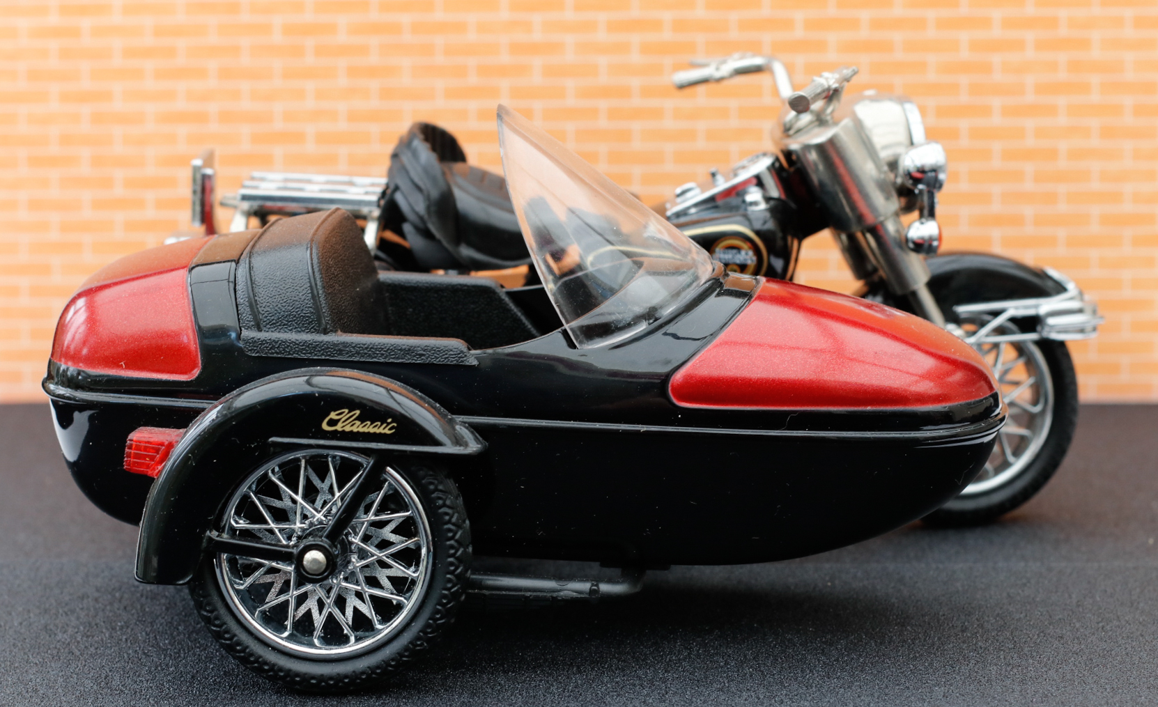 Matchbox 1-15 HD Electraglide Sidecar